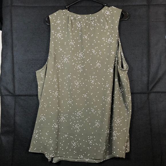 Ava & Viv Womens Blouse Green White Polka Dot Sleeveless Henley Stretch 1X - Picture 10 of 12